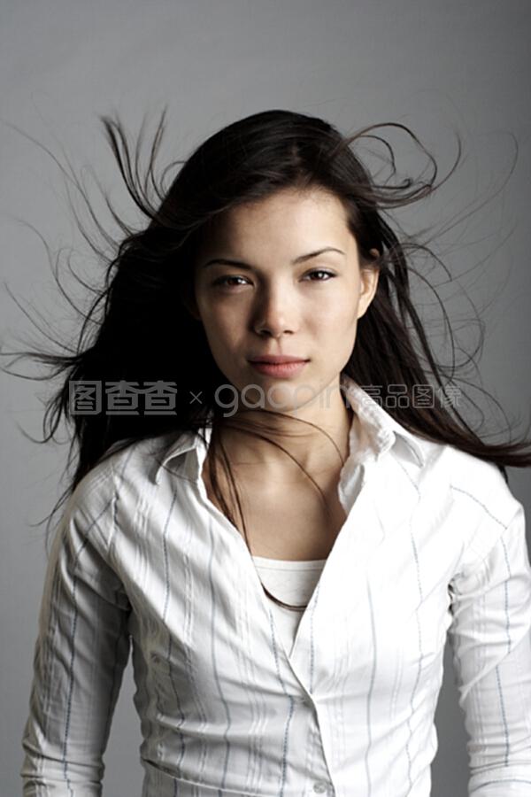 95网主播 欲望迷宫